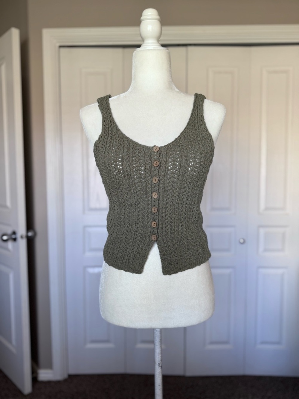 Button Knit Tank Top size Medium